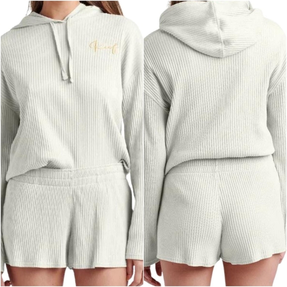 REEF Marshmallow Beachy Rib Pull On Short Small - Picture 2 of 9